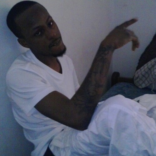 Im jus livin so catch me anywhere money to be made follow me I might follow u♎⛽ fwm on #Ig @ItsKingFreddiet