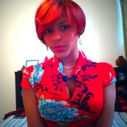 Debzi21's profile picture. 