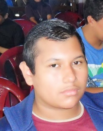 Amante de la vida y con deseos de superación, no creo en religiones pero si creo en DIOS y pienso que el paraíso y el infierno del que hablan está en la tierra