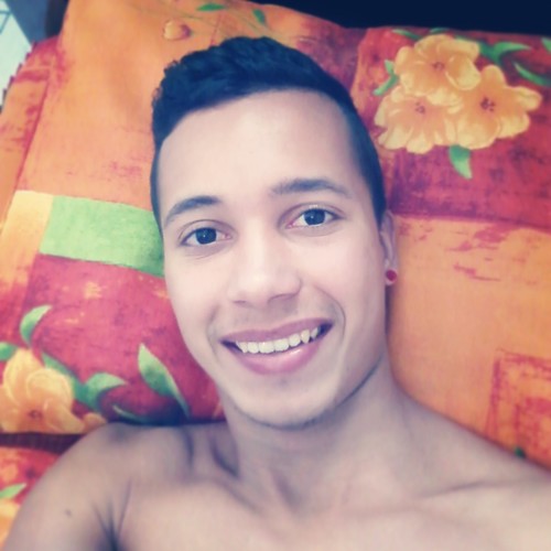 Não tenho prata nem ouro, a vida é meu maior tesouro.