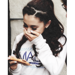 Ariana and Selena are my queens. ♥