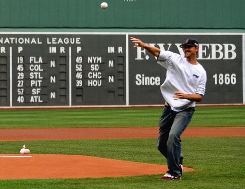 MiBrownTweet's profile picture. 