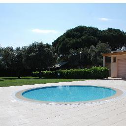 PiscinaVilafant's profile picture. La Fresca dels Pins és la piscina municipal de Vilafant. Disposem d'un bar-restaurant obert durant la temporada d'estiu. Us hi esperem!