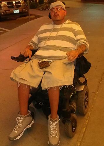 WHEELCHAIR BANDIT I KNOW THEY KANT STAND IT