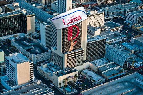 Located in the D Las Vegas on Fremont St. Experience and open 24/7. Imported from Detroit 🌭100 years of awesome!