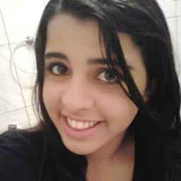 A vida é mais simples do que a gente pensa; basta aceitar o impossível, dispensar o indispensável e suportar o intolerável *--*ETERNA APRENDIZ*--*