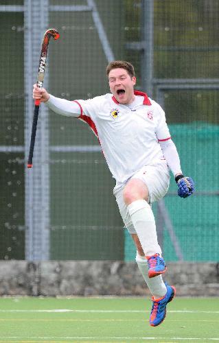 davecoops97's profile picture. Supported by @y1hockey