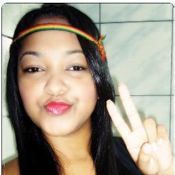 Prefiro não me definir, pra ter a liberdade de mudar depois ;*