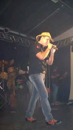 cantor sertanejo!!
