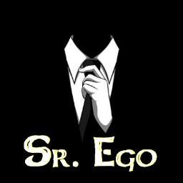 Egocéntrica es esa persona que piensa siempre en si misma, antes que en mi.