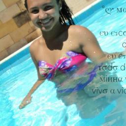 VivEr,SoRrIr I Ser FeLIz :D
Apaixonar-se por Deus é o maior de todos os romances; procurá-lo a maior aventura; encontrá-lo é a maior das realizações.