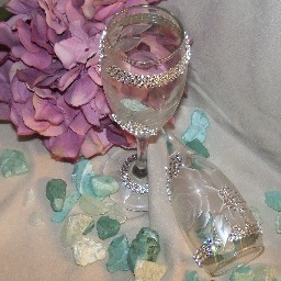 I am the owner of a candles and gifts shop, in Kansas City, MO...I hand pour candles, handpaint home decor, make invitations, teach painting, etc, etc...