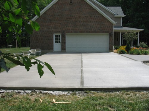 MRCConcrete's profile picture. MRC Concrete, LLC specializes in plain and decorative concrete for your driveway, patio, and sidewalks. We recognize that each project is unique. (513)-470-4373