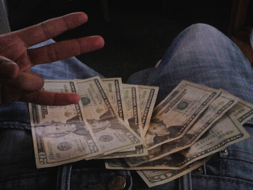 Getting that paper Team #EMG I keep that loud pack