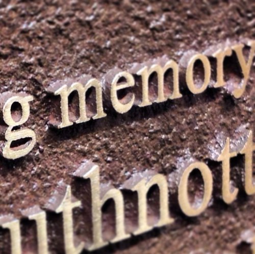 Memorial Plaques Scotland.
We are suppliers of Cast Bronze Memorial Plaques and Hardwood Plaques.
http://t.co/4wPC7Njqm7