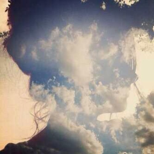 Female medical student, to achieve the dreamy future, I'm 20 years old, who wants to know me more follow me❤