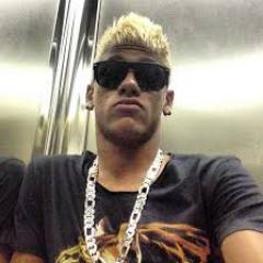 não enteressa o que os outros vem me fala so quiero saber do meu idolo biem y s2love neymar