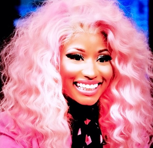 I love Nicki Minaj thats why i made rhis account but everyone follow if you love Nicki Minaj and i will follow back!!!! Love ya barbs