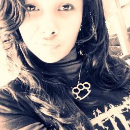 Tenho 20 anos , ariana & amoo muito meo moor *--*       ~~ Contato - http://t.co/AUBzVRLKob