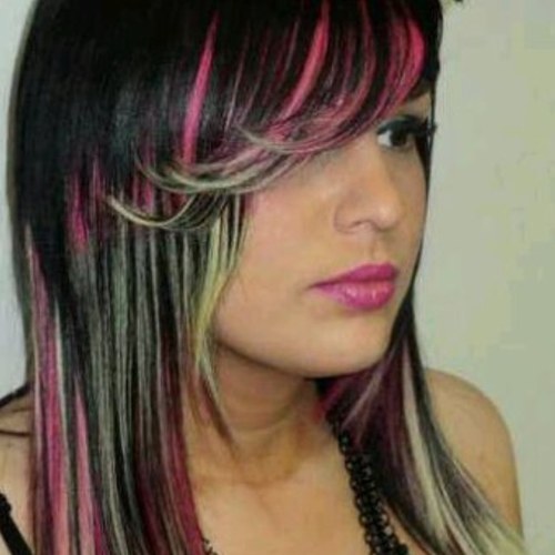 Hi, I'm Bianca! I am a hairstylist in the GTA, and I look forward to working with you!