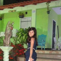 ola povo lindo sou nova aqui gosto muito de uma pizza, chocolate, frutas, volei, me divertir e amo animais S2