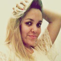 Gargalhadas, amores e segredos.. E uma paixão incondicional pela música country e sertaneja!! Follow ;)