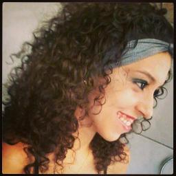Ola Me chamo Vanessa, mais conhecida como Vitória rs , tenho 13 anos , sou corinthians de coração , taurina , menina apaixonada e sonhadora rsrs :)