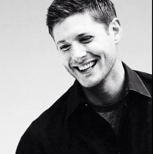 Name's Dean Winchester. Hunter and brother to #Sam. I'm falling for @MaximumBitchV and I'm kind of lovin it. #Taken [RP 18+]