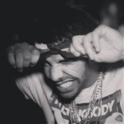 Drake_ovo2k13's profile picture. 
