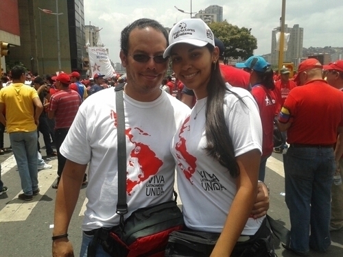 Cien porciento chavista y madurista por conviccion propia. Y defensor aguerrido de esta hermosa revolucion