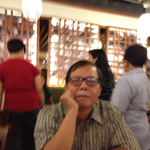 I am on the way 61 old man hobby play computer work not really much and relax home with my family often.