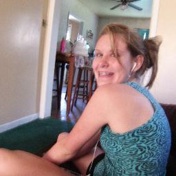 corissabieber44's profile picture. justin bieber is my life , and if you gotta problem with
that your going to be looking at me hitting you in the head....:)