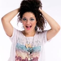 Ooooi! Não tenho nada pra falar...mas me segui ai =). Facebook: http://t.co/QjCWV8UbPZ. =))))