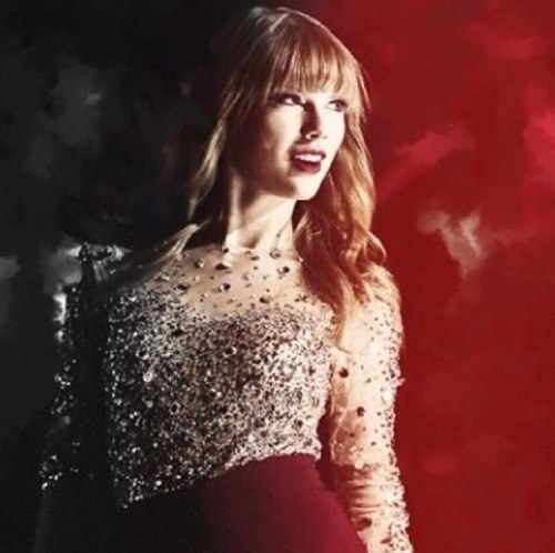 A dreamer of impossible things, a wishful thinker, a hopeless romantic, a mindless dreamer; a swiftie ♡
ig: sparksflywhentaylorsmiles 
#mayaontheellenshow