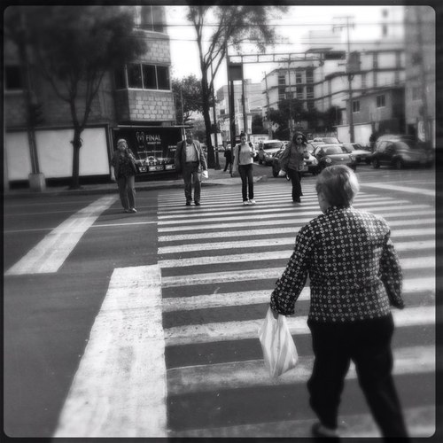 peatonico's profile picture. Soy peatón. #TodosSomosPeatones asi es que respétate respetándome. Pido que los peatones respetemos el reglamento de tránsito