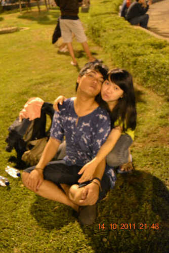 NElfriana's profile picture. Menggila bersama skripsi (ʃ_⌣̀ )