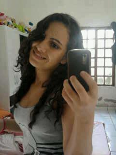 AnnaCunh's profile picture. 