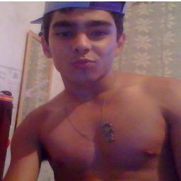 Lisencinha né, to aqui pq eu posso u.u vim dizer que gosto demais desse querido, e ele sab que pod contar sempre cmg ;3 por: @_UmaArriada
