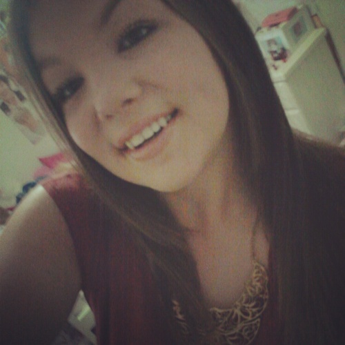 My name is Maddison, 15 years old, cheerleading is my life,i love my friends, Instagram: maddi_stoker, Tumblr: f-reaky xo
