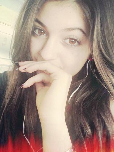 I'am Cynthia Brandon,alice's lil sister | Stregoni Benefici Verified by @UntdTwilightRP