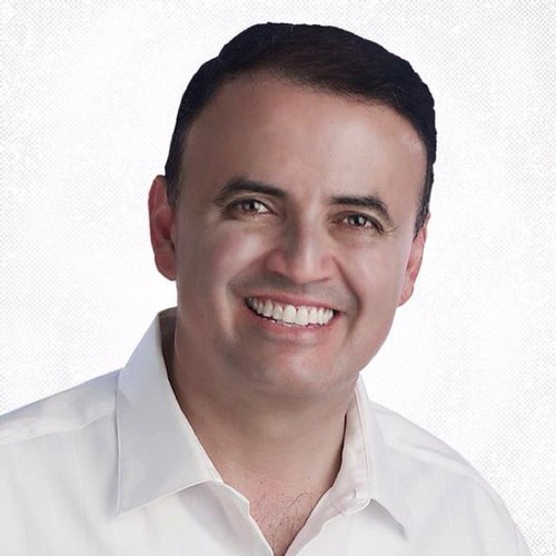 Elí Topete Robles