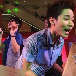 ผมเป็นยูโฟ่นะคร้าบ ทวิตจริง @taryusoo น้า
แต้งฟอลนะคร้าบ