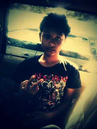 Jangan menyerah hadapi hidup ini, ┐(˘⌣˘┐) (┌˘⌣˘)┌