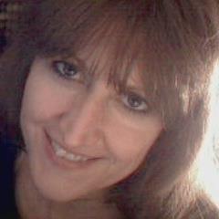 Conservative Patriotic American, Christian, Animal Activist, Artist/painter, will do anything to help animals!!! Love books and very old movies.