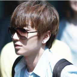- [25.04.12] - 박정수 : 이특 from Super Junior. Just a thai bot not real. ( Real @special1004 )  ♥ #Oldline
