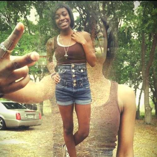 iiLoveYu15's profile picture. Keeep ' Calmmm Twiggggaahs && Twitchess (: