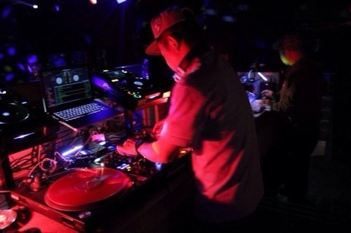DJ & ORGANIZER BLAZIN'83WEB SITE http://t.co/16Gr77QRan