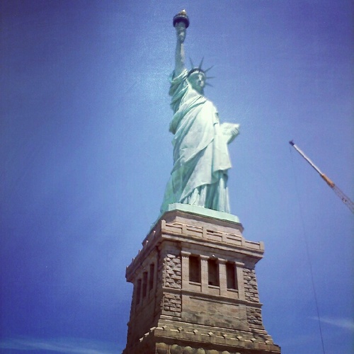 carlos04193191's profile picture. 