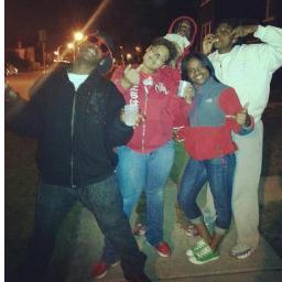 Just follow Me L.O.C Nigga #HANNNNN------( . )Y( . ) 4nemmmm dummmmyyyyy Catch Up #SQUADDDDDDDDDDDD & Follow My Queen @Ayoo_Ranae_ My Bae Cute :)