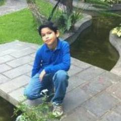 elegante, trabajador, buen estudiantee, y muygalann!!

                  SIGUEME PLEASE